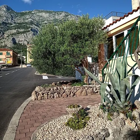 Family Vitlic * Makarska