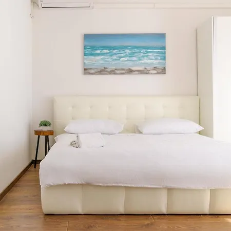 Family Vitlic Apartment Makarska